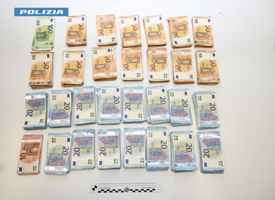 Bernalda, 2 arresti: sequestrati contanti e cocaina